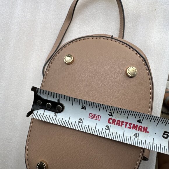 Expressions NYC Beige Faux Leather Crossbody Bag Adjustable Strap Gold-Tone - Picture 13 of 14